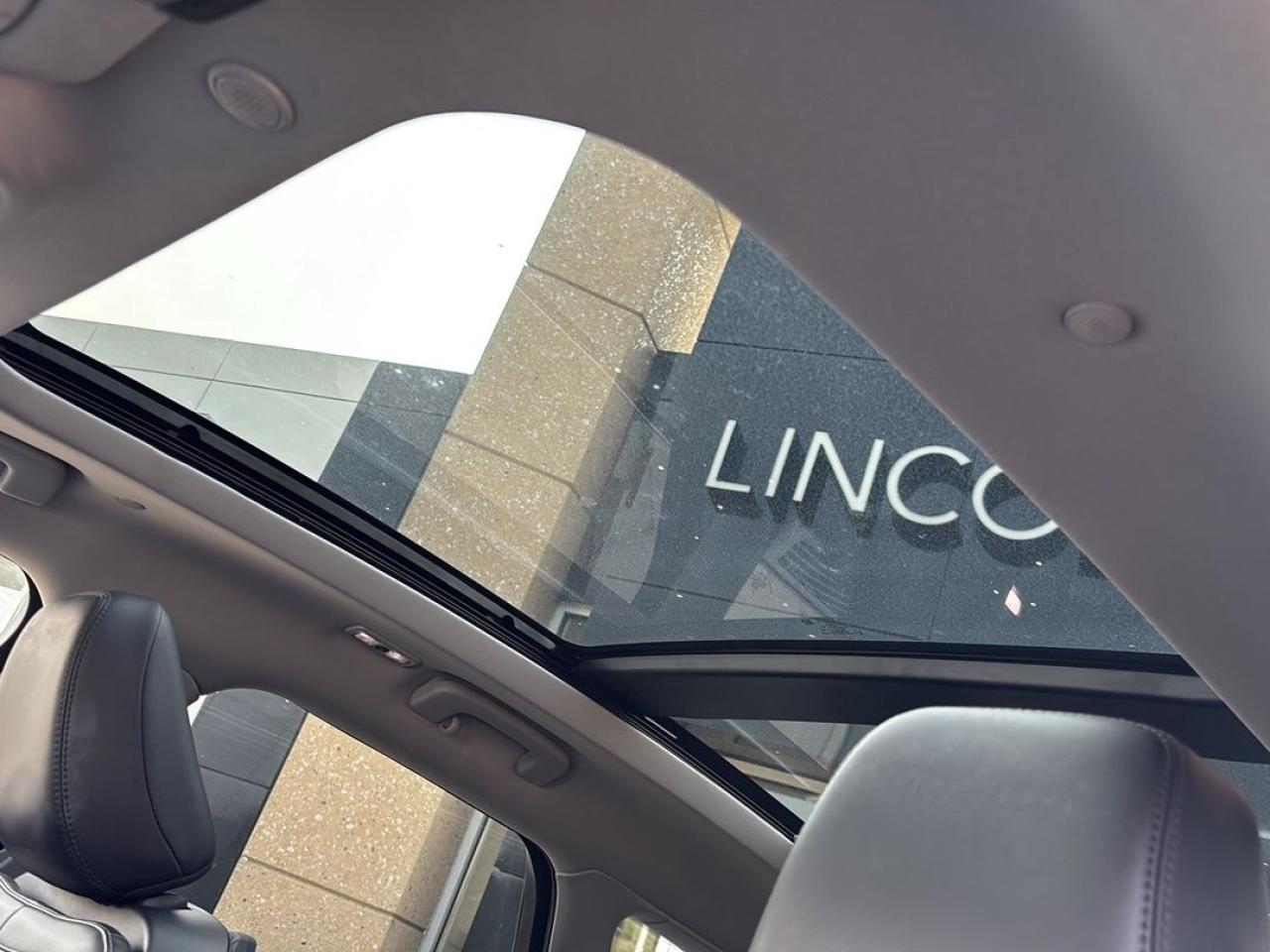 2022 Lincoln Corsair Reserve Photo5