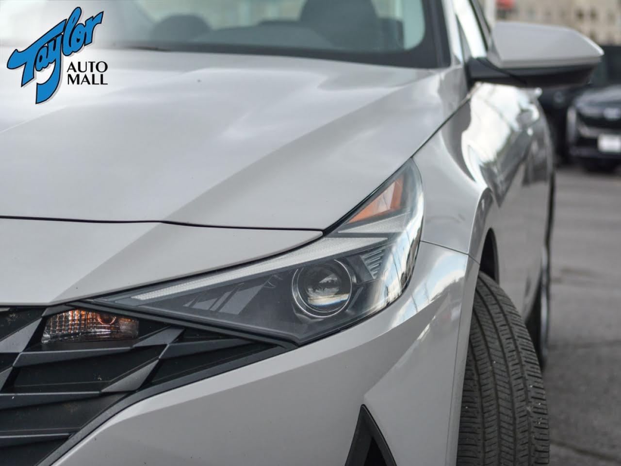 2023 Hyundai Elantra Essential Photo