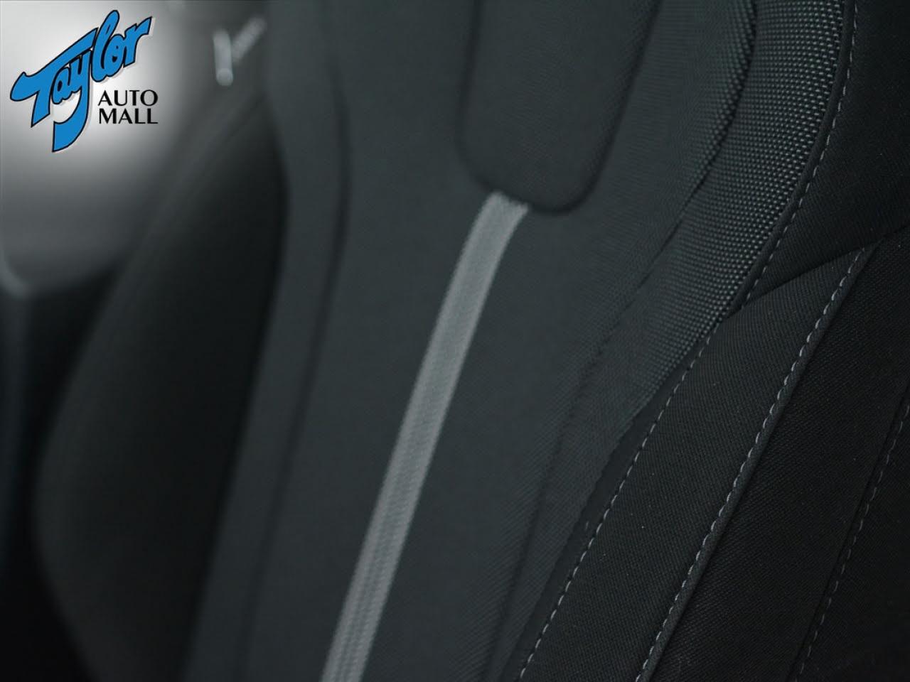 2023 Hyundai Elantra Essential Photo