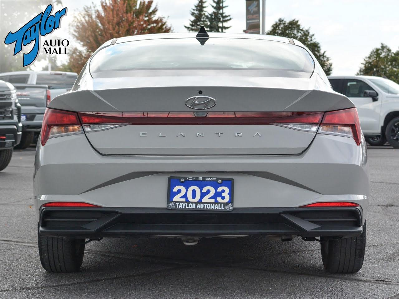 2023 Hyundai Elantra Essential Photo