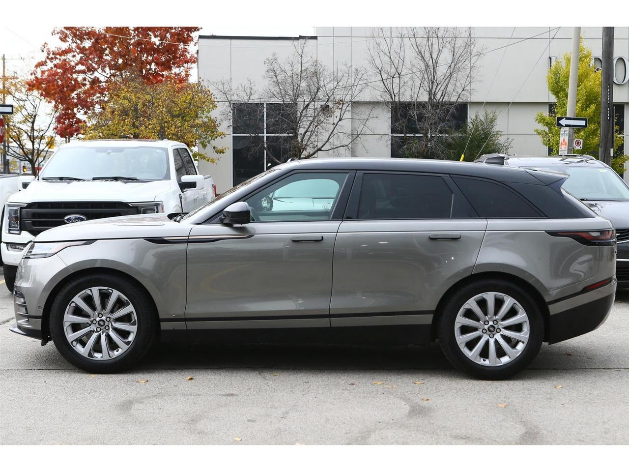 2018 Land Rover Range Rover Velar R-Dynamic SE Photo