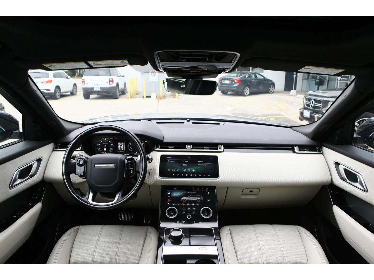 2018 Land Rover Range Rover Velar R-Dynamic SE Photo