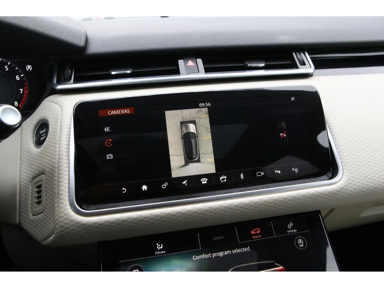 2018 Land Rover Range Rover Velar R-Dynamic SE Photo