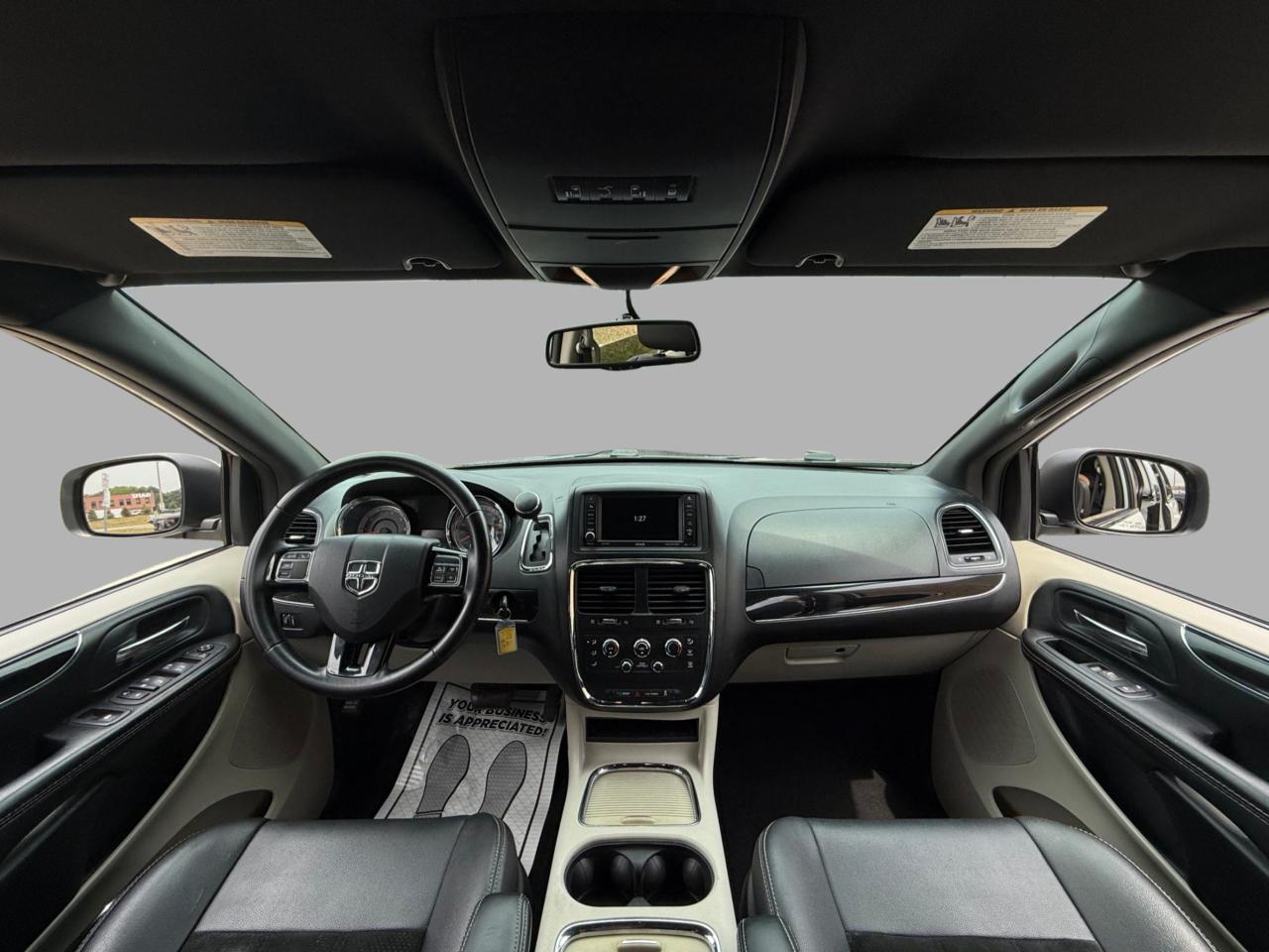 2015 Dodge Grand Caravan SXT Premium Plus Photo