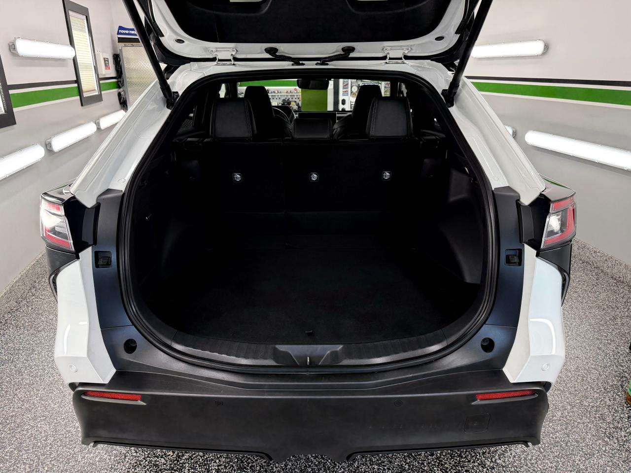 2023 Subaru Solterra W/LUXURY PACKAGE - Photo #13