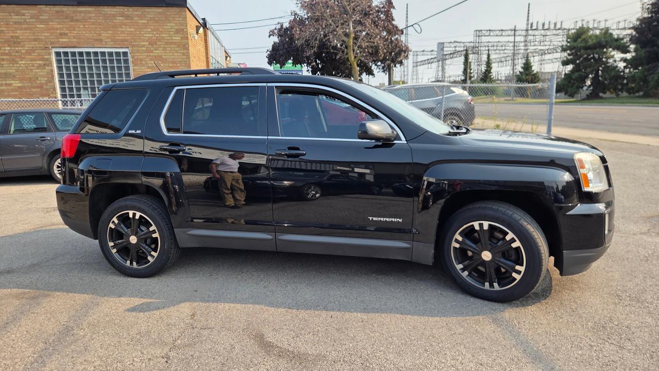 2017 GMC Terrain SLE AWD - Photo #5