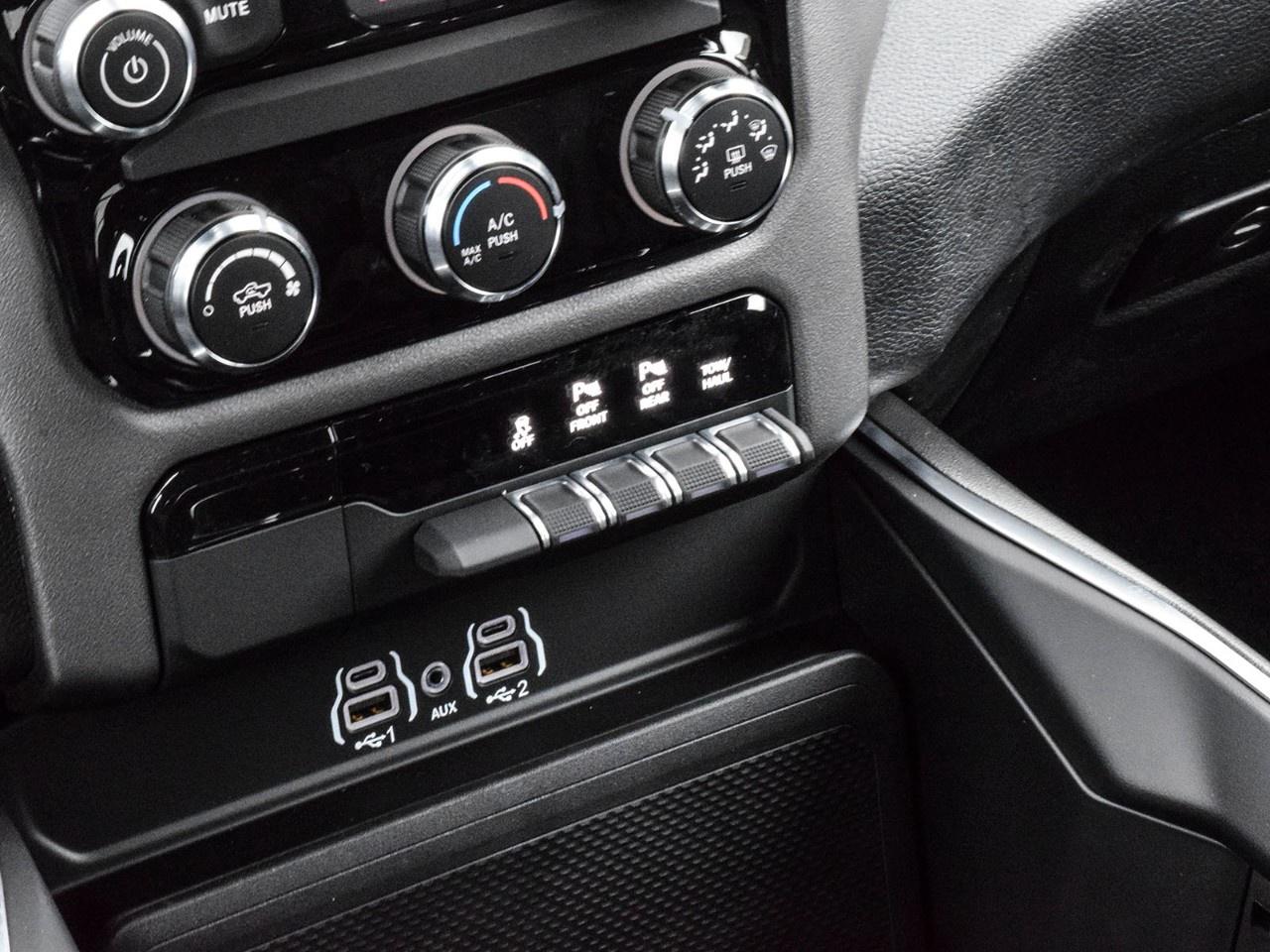 2025 RAM 1500 Tradesman 4x4 Crew Cab 5'7" Box Photo