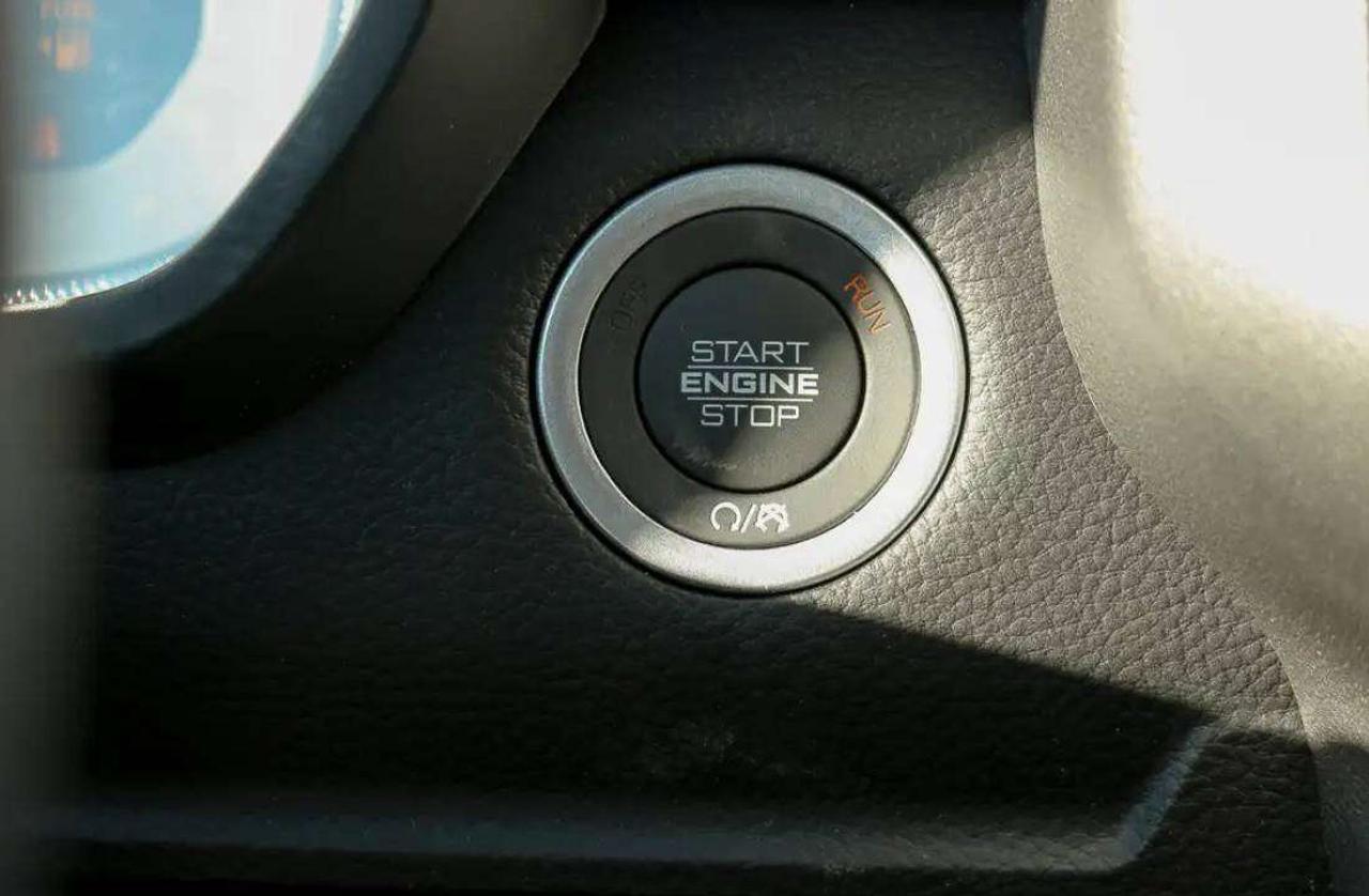 2026 RAM 1500 SPORT Photo