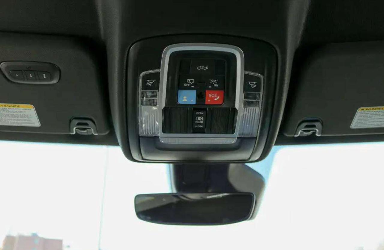 2026 RAM 1500 SPORT Photo