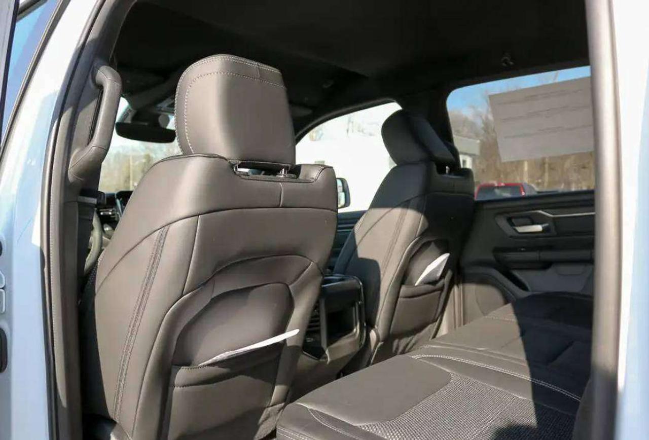2026 RAM 1500 SPORT Photo