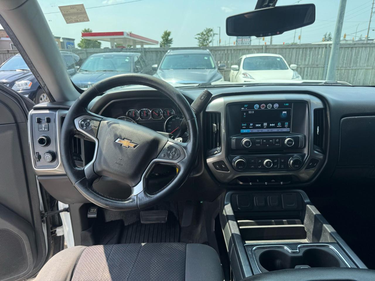 2018 Chevrolet Silverado 1500 LT, 4X4, CREW CAB, TOPPER, 5.3L V8, CERTIFIED - Photo #14