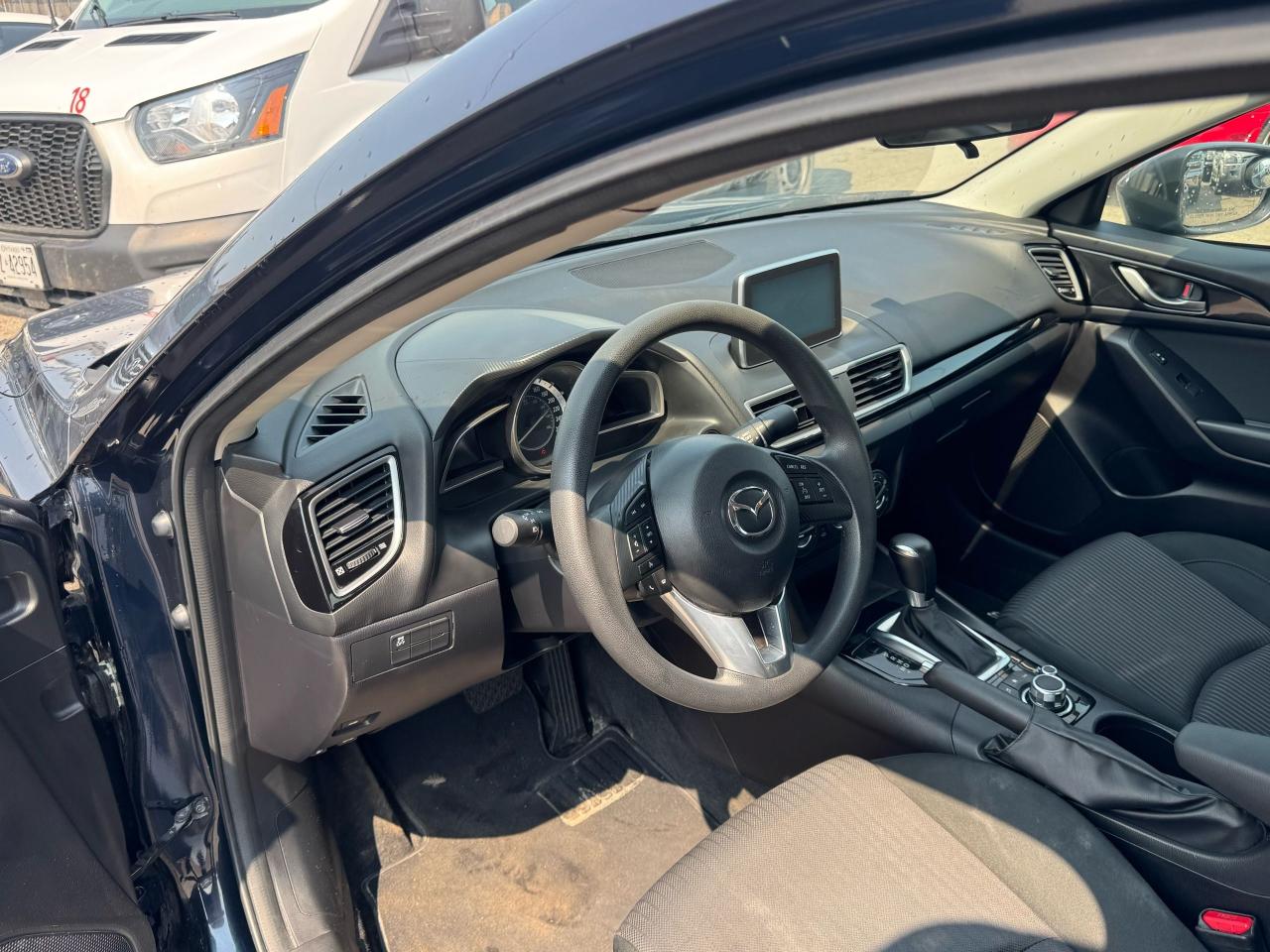 2015 Mazda MAZDA3 GS, AUTO, SEDAN, ONLY 29,000KMS, LOW KMS, CERT - Photo #14