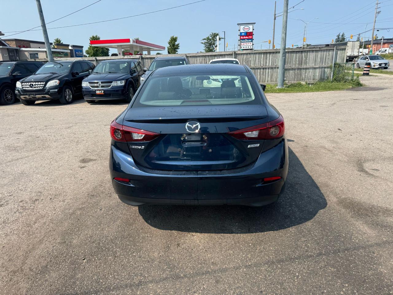 2015 Mazda MAZDA3 GS, AUTO, SEDAN, ONLY 29,000KMS, LOW KMS, CERT - Photo #4