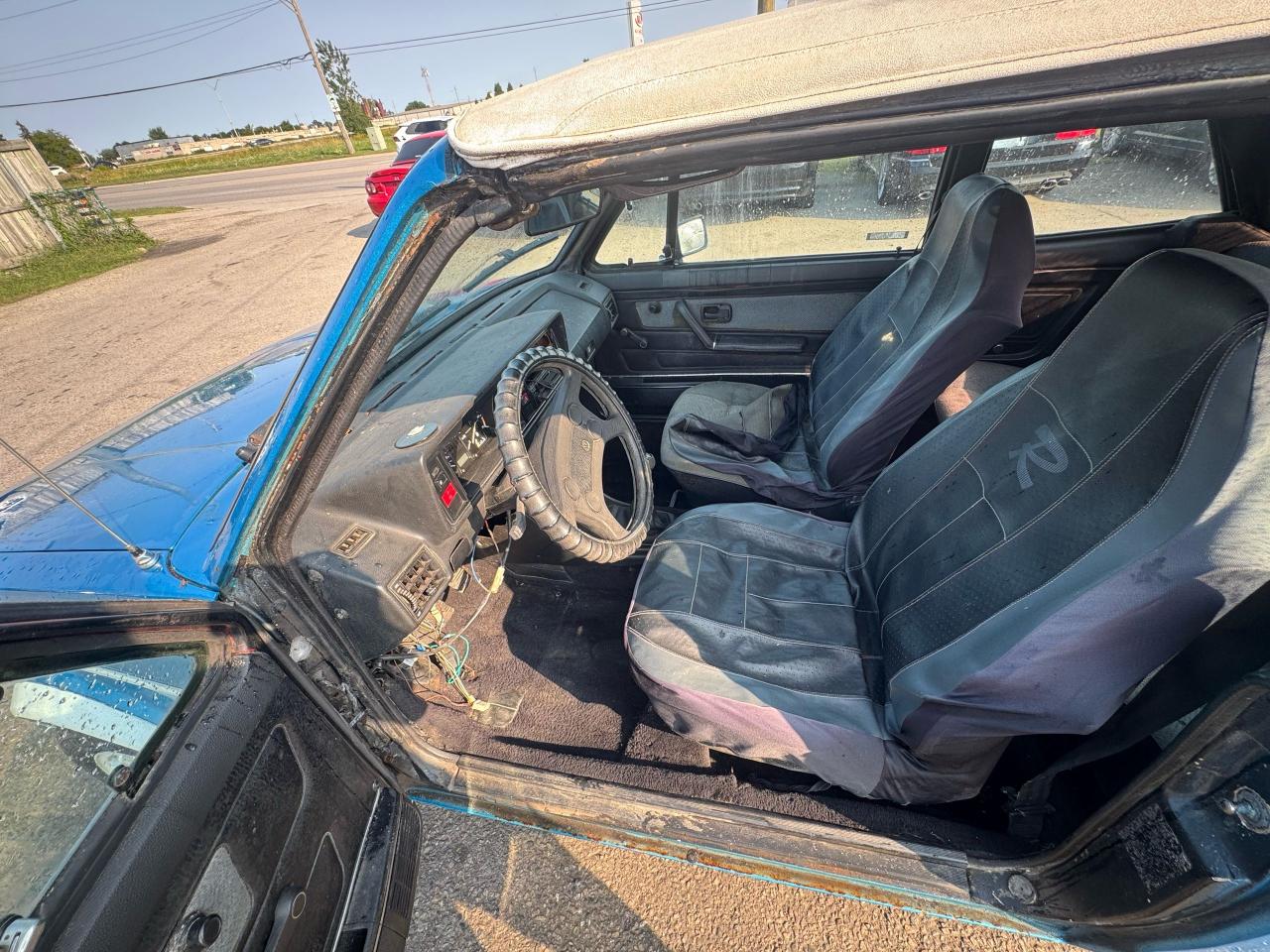 1981 Volkswagen Rabbit NEWER PAINT JOB, PROJUECT, NON RUNNER, AS IS - Photo #14