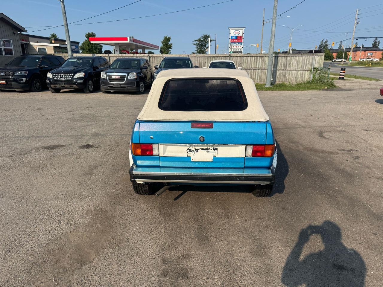 1981 Volkswagen Rabbit NEWER PAINT JOB, PROJUECT, NON RUNNER, AS IS Photo3