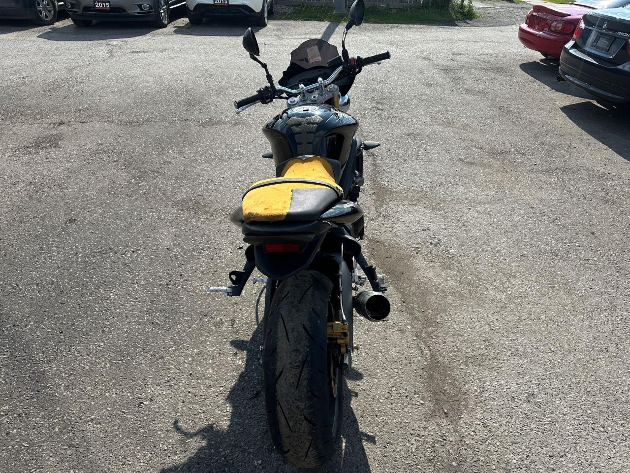 2009 Triumph Speed Triple R STREET TRIPLE, VANDALIZED, EXHAUST, NO KEYS,AS IS - Photo #4