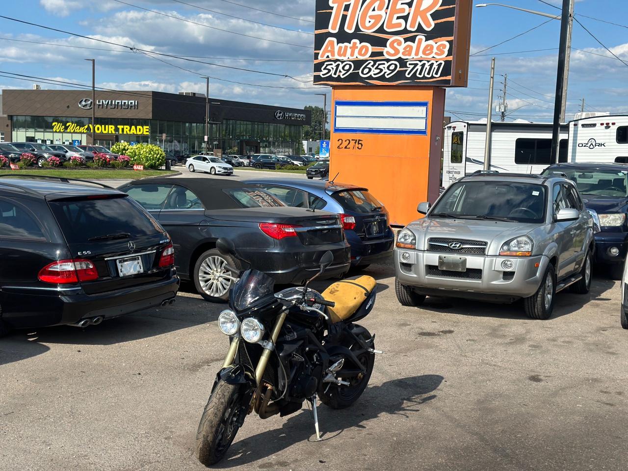 Used 2009 Triumph Speed Triple R STREET TRIPLE, VANDALIZED, EXHAUST, NO KEYS,AS IS for sale in London, ON