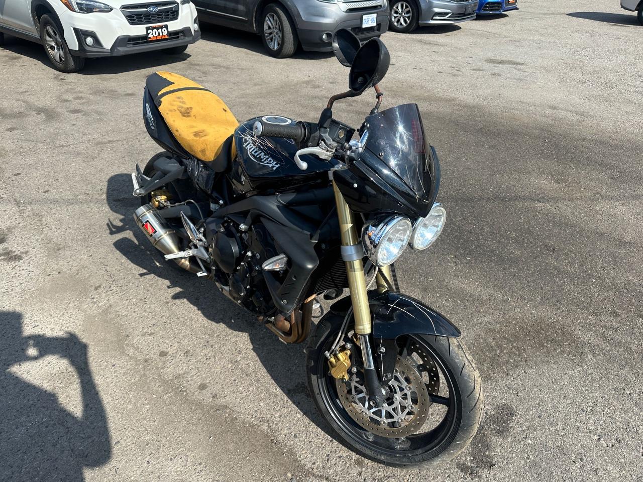 2009 Triumph Speed Triple R STREET TRIPLE, VANDALIZED, EXHAUST, NO KEYS,AS IS - Photo #7