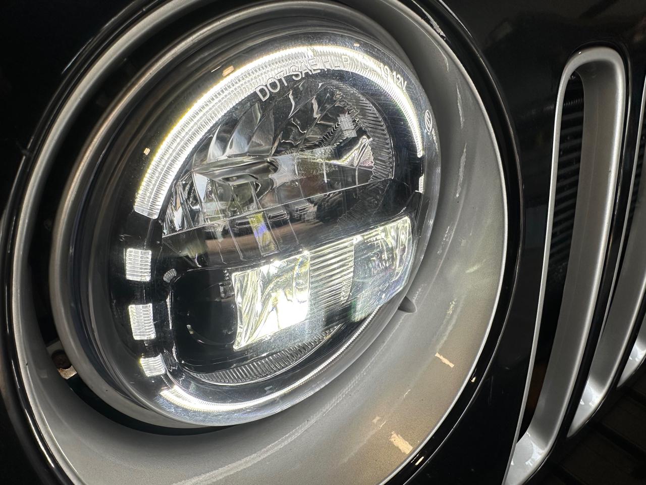 2016 Jeep Wrangler 4WD 4DR SAHARA WRANGLER UNLIMITED Photo3