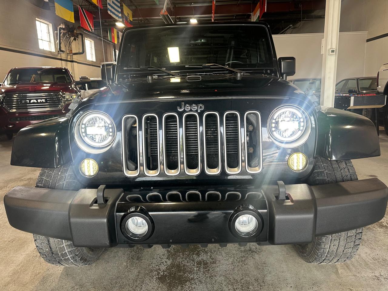 2016 Jeep Wrangler 4WD 4DR SAHARA - Photo #2