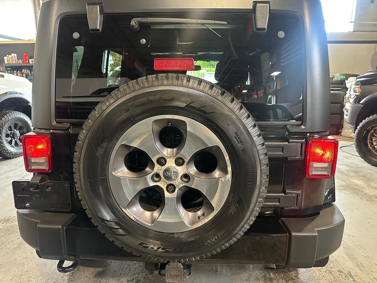 2016 Jeep Wrangler 4WD 4DR SAHARA - Photo #16
