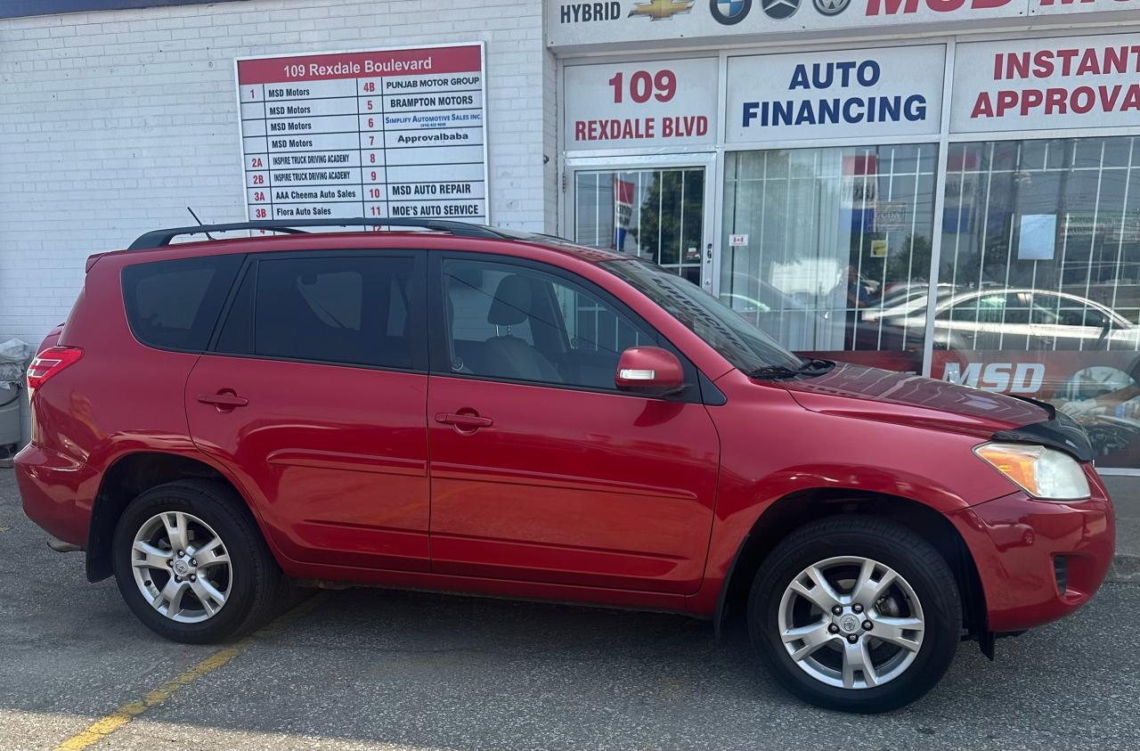 2011 Toyota RAV4  AWD Base - Photo #21