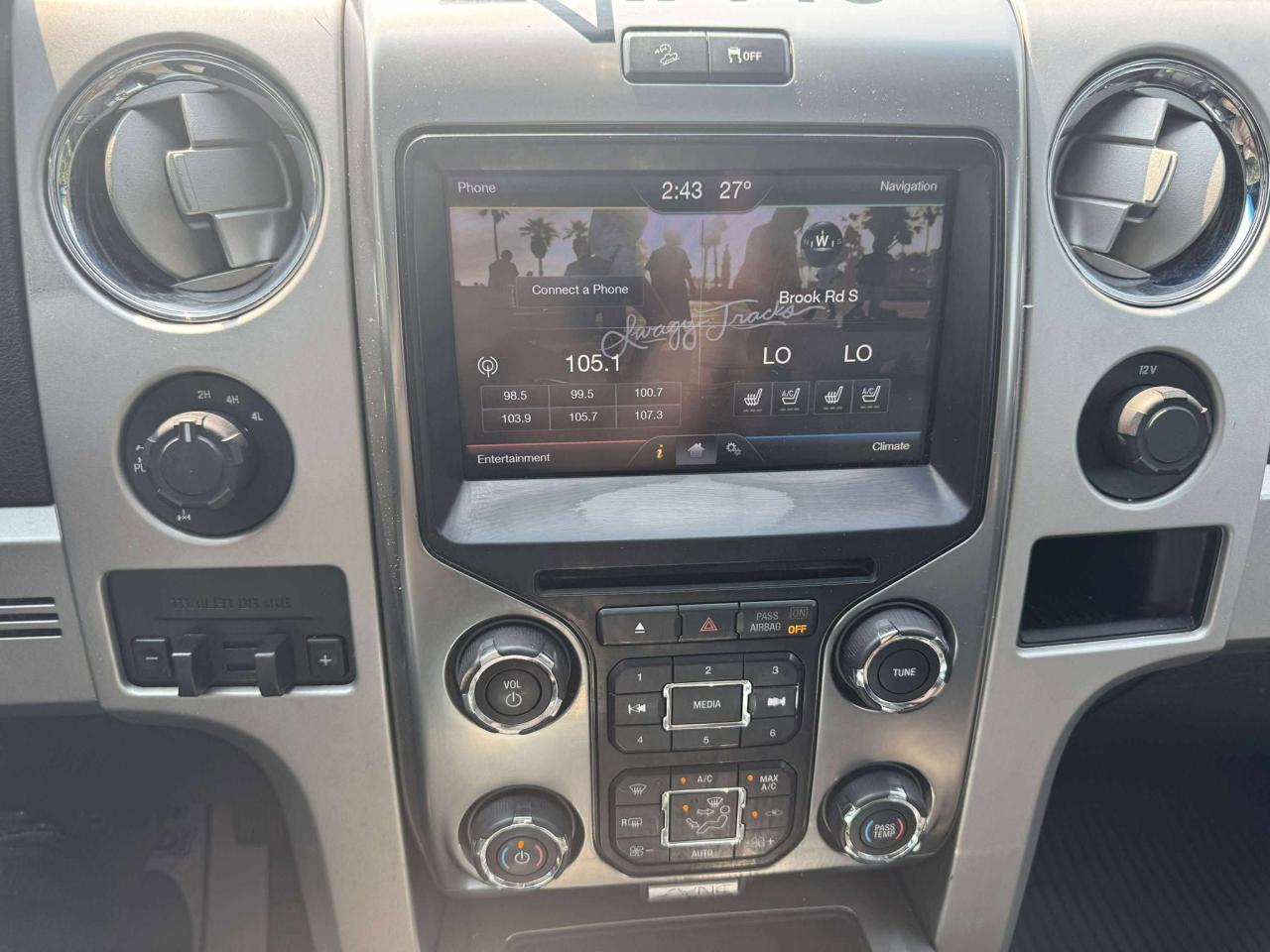 2013 Ford F-150 FX4 - Photo #17