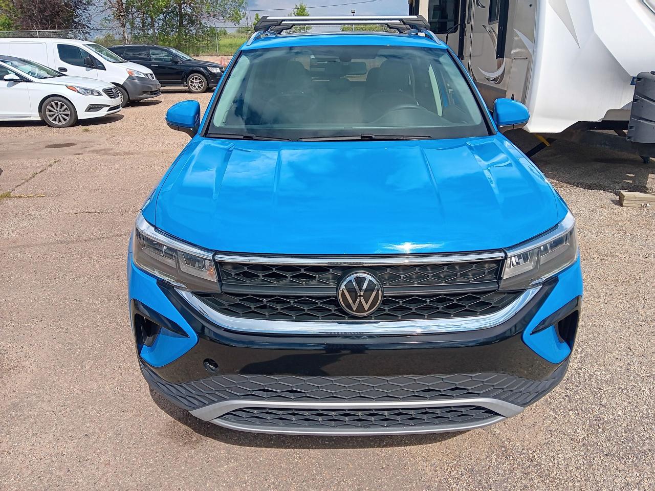 2022 Volkswagen Taos Comfortline 4 Motion, Leather, Pano, BU Cam, Htd S - Photo #2