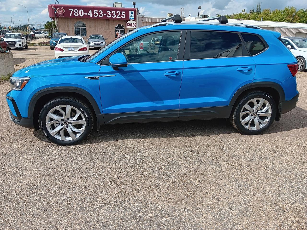 2022 Volkswagen Taos Comfortline 4 Motion, Leather, Pano, BU Cam, Htd S - Photo #4
