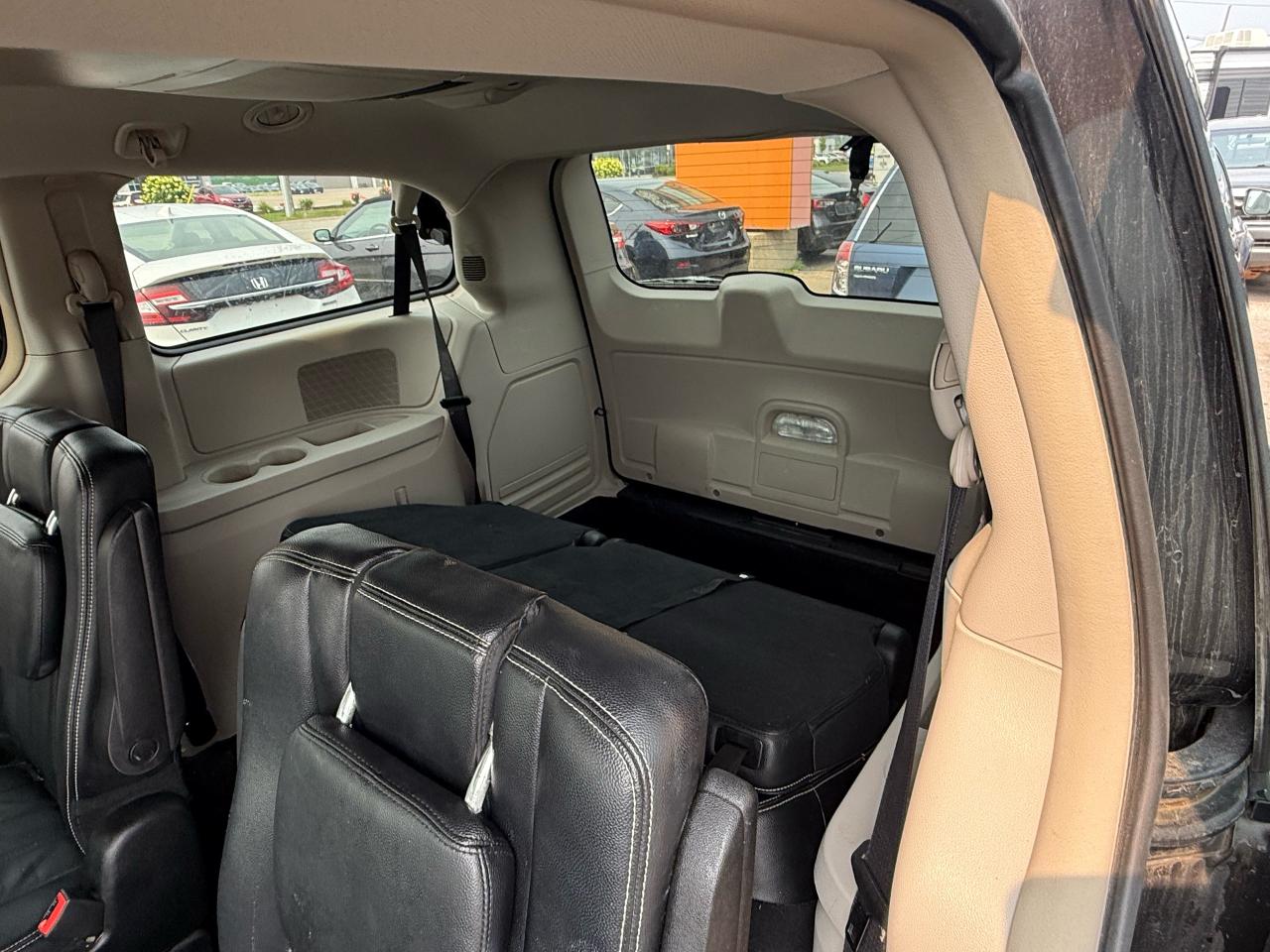 2016 Dodge Grand Caravan CREW PLUS, LEATHER, LOADED, ONLY 173KMS, CERTIFIED - Photo #13