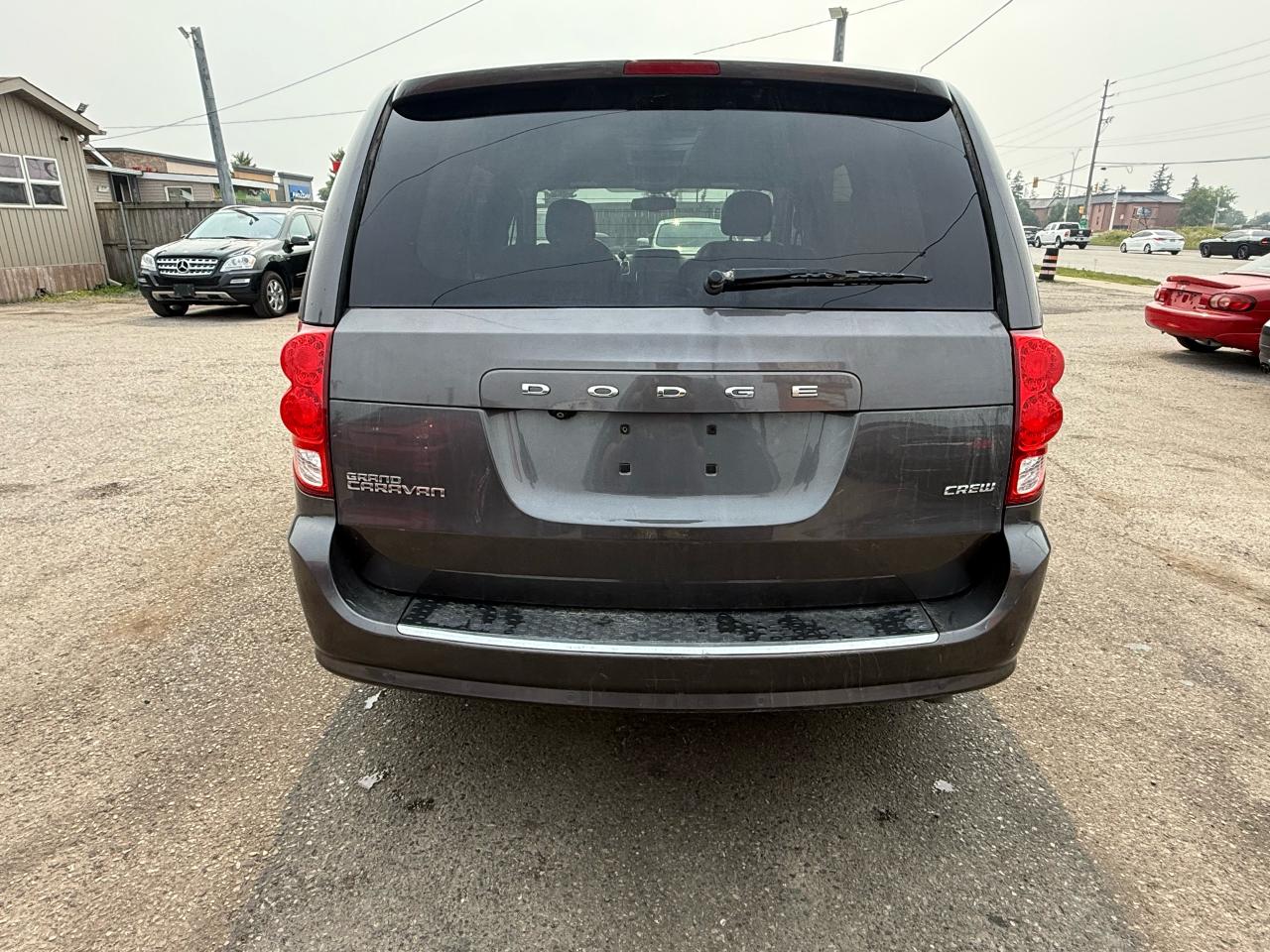 2016 Dodge Grand Caravan CREW PLUS, LEATHER, LOADED, ONLY 173KMS, CERTIFIED - Photo #4