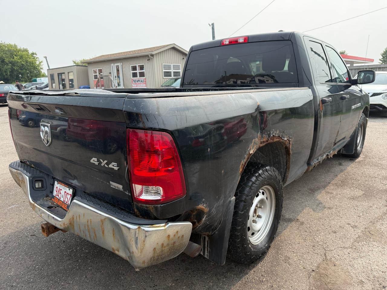 2012 RAM 1500 ST, 4X4, CREW CAB, DRIVES GREAT, AS IS SPECIAL - Photo #5
