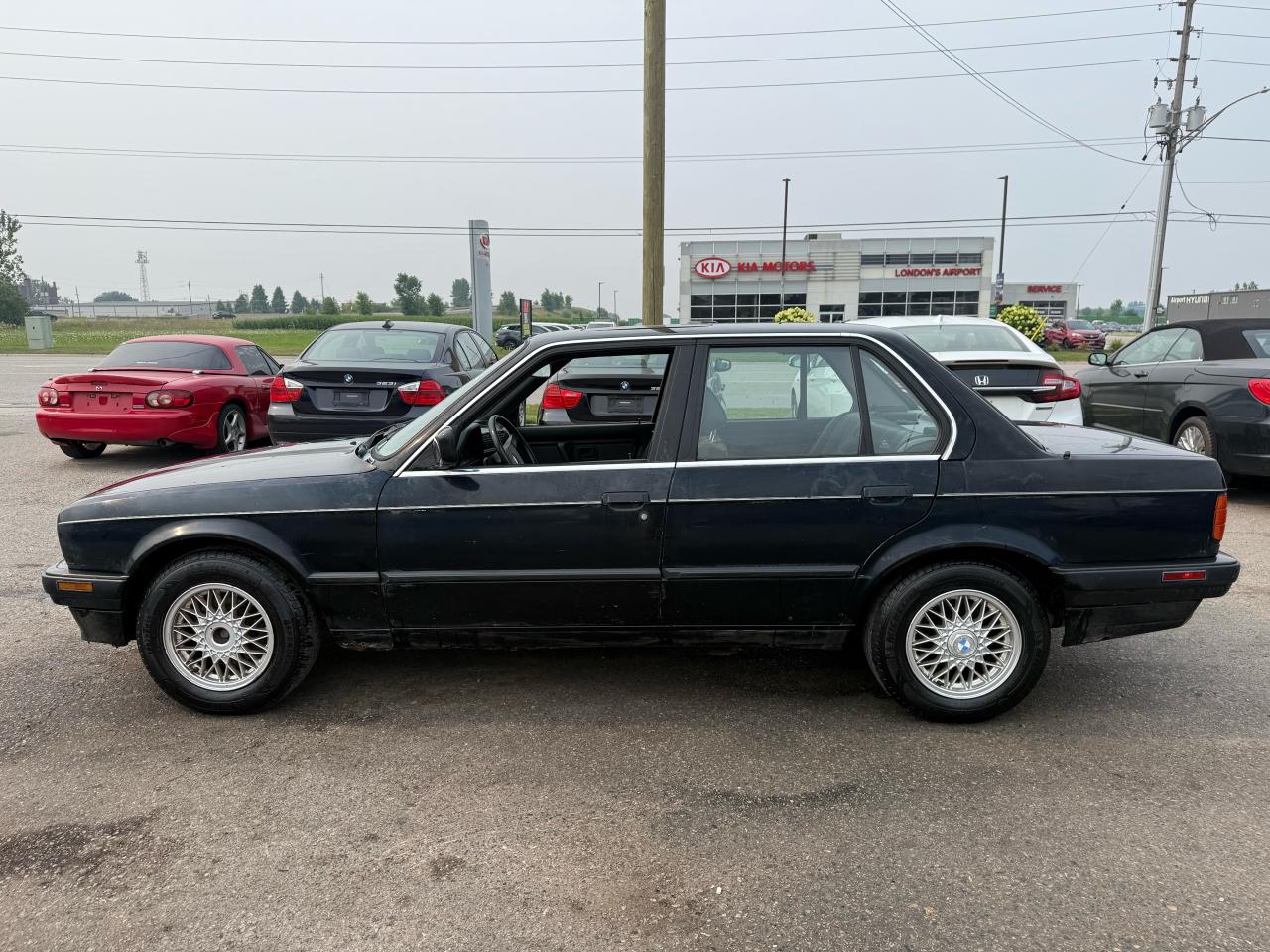 1990 BMW 3 Series 325i, E30, AUTO, BARN FIND, 139KMS, AS IS SPECIAL - Photo #2