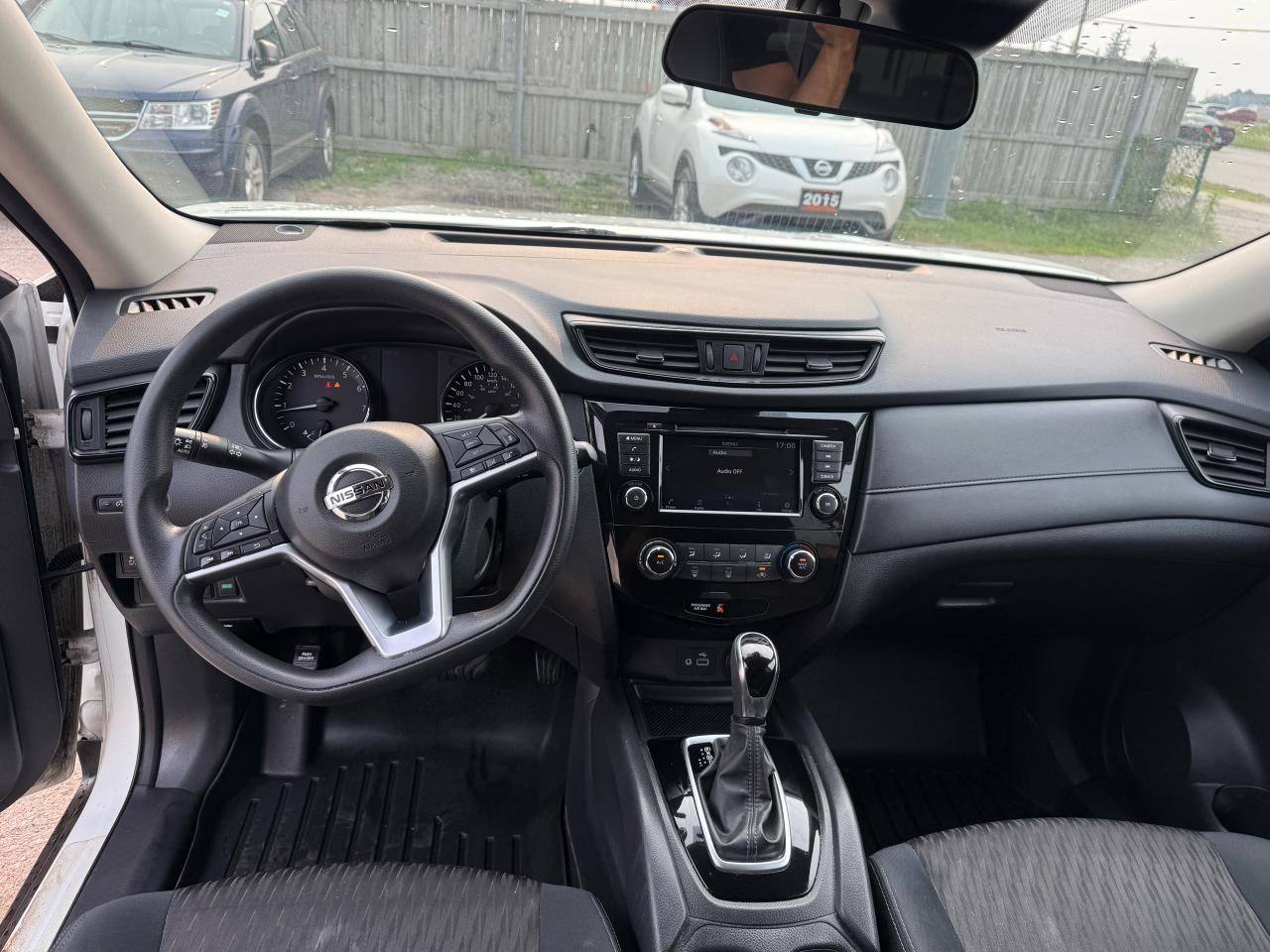 2019 Nissan Rogue SV, 4 CYL, ALLOYS, ONLY 122KMS, CERTIFIED - Photo #10
