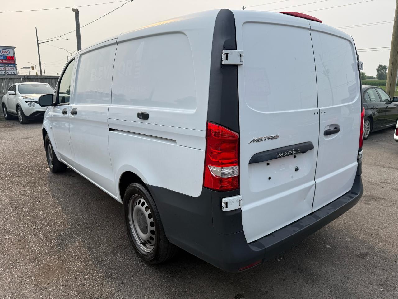 2018 Mercedes-Benz Metris MINI CARGO, 4 CYLINDER, DRIVES GREAT, AS IS - Photo #3