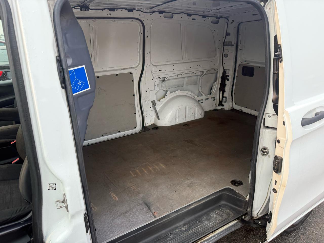 2018 Mercedes-Benz Metris MINI CARGO, 4 CYLINDER, DRIVES GREAT, AS IS - Photo #12