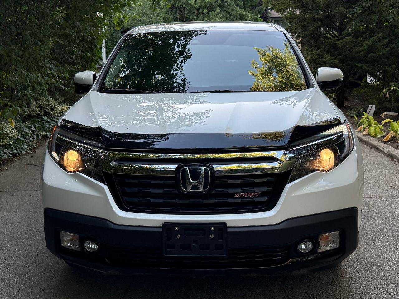 2020 Honda Ridgeline SPORT Photo4