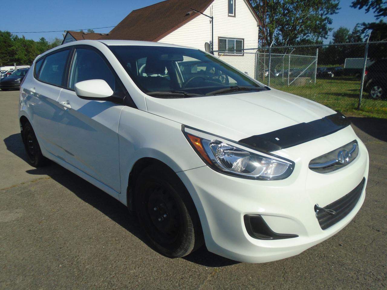 2017 Hyundai Accent 4dr HB Auto L - Photo #3