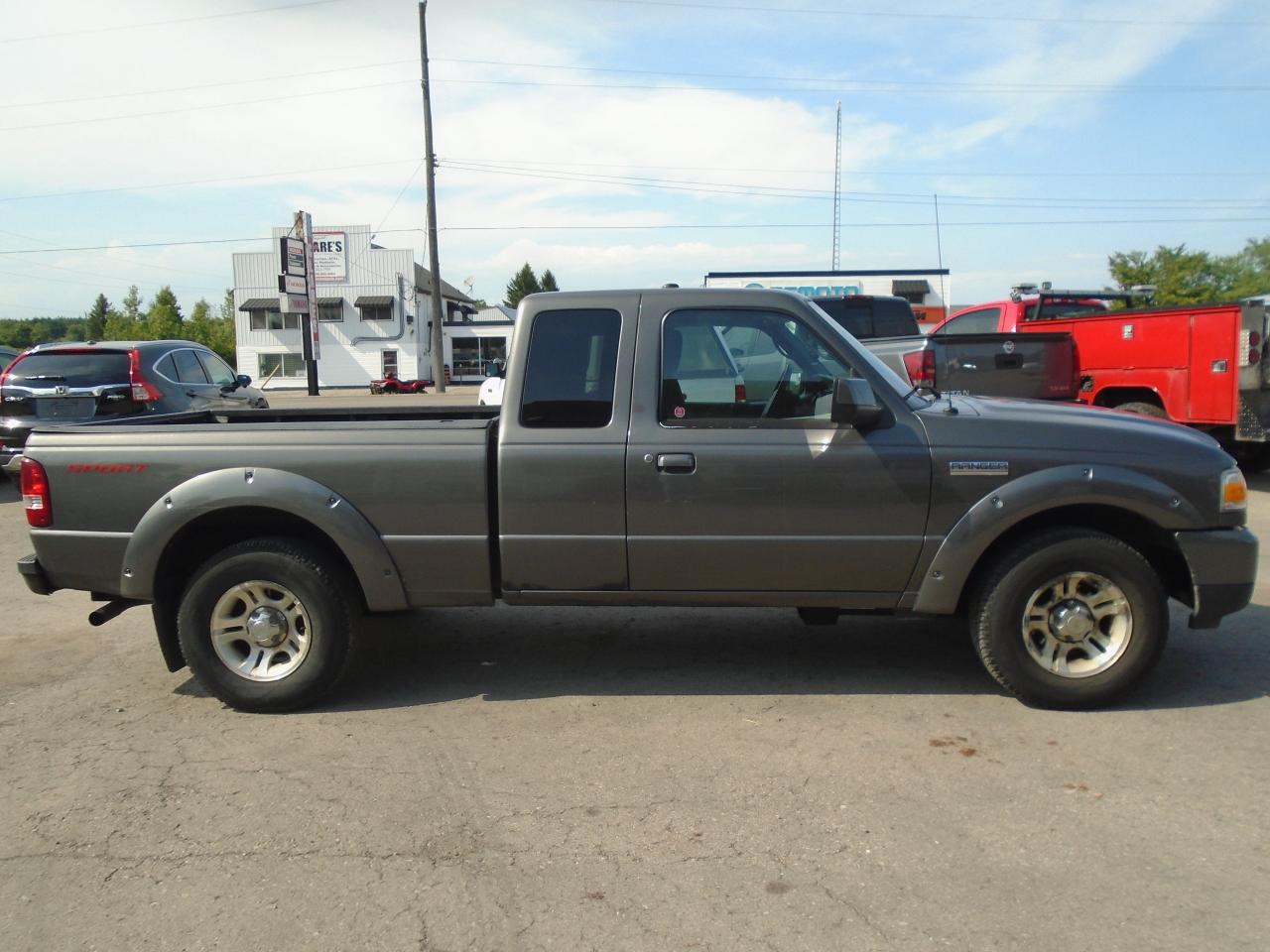 2011 Ford Ranger 2WD SuperCab 126  Sport - Photo #4