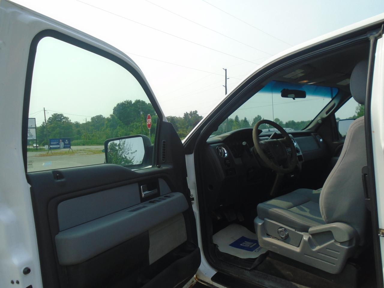 2014 Ford F-150 4WD SuperCab 145  XLT - Photo #12