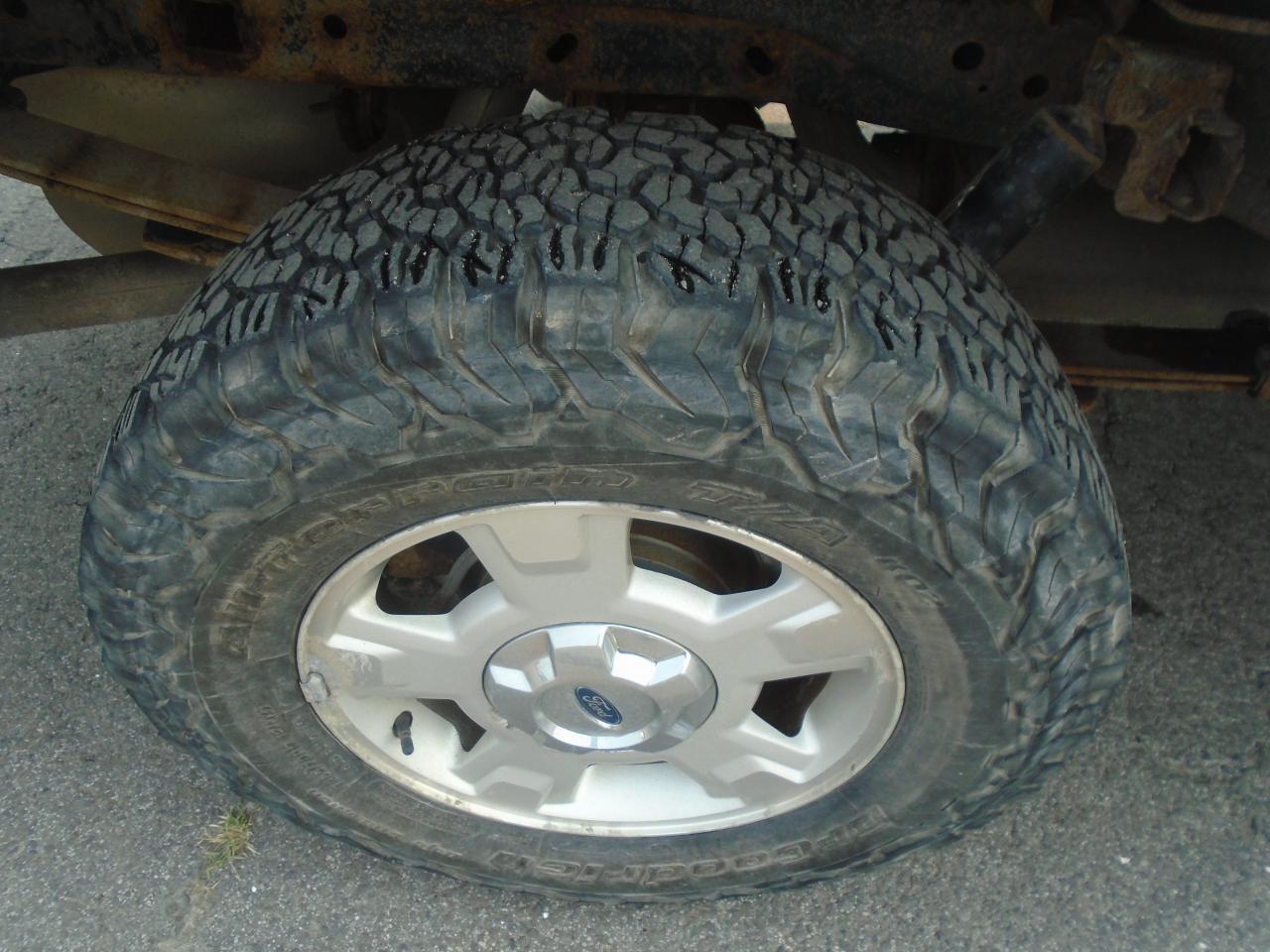 2014 Ford F-150 4WD SuperCab 145  XLT - Photo #27