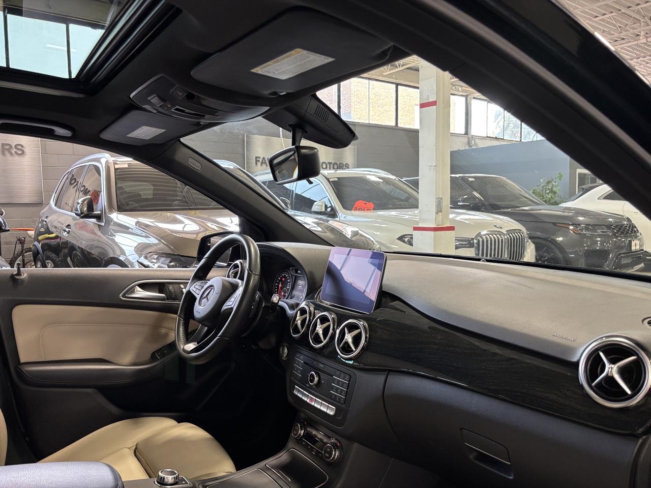 2019 Mercedes-Benz B-Class B250 Sports Tourer|4MATIC|NAV|CREAMLEATHER|SUNROOF - Photo #12