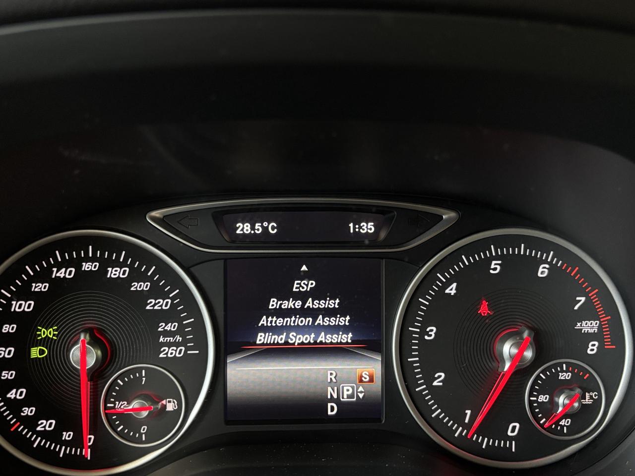 2019 Mercedes-Benz B-Class B250 Sports Tourer|4MATIC|NAV|CREAMLEATHER|SUNROOF - Photo #28