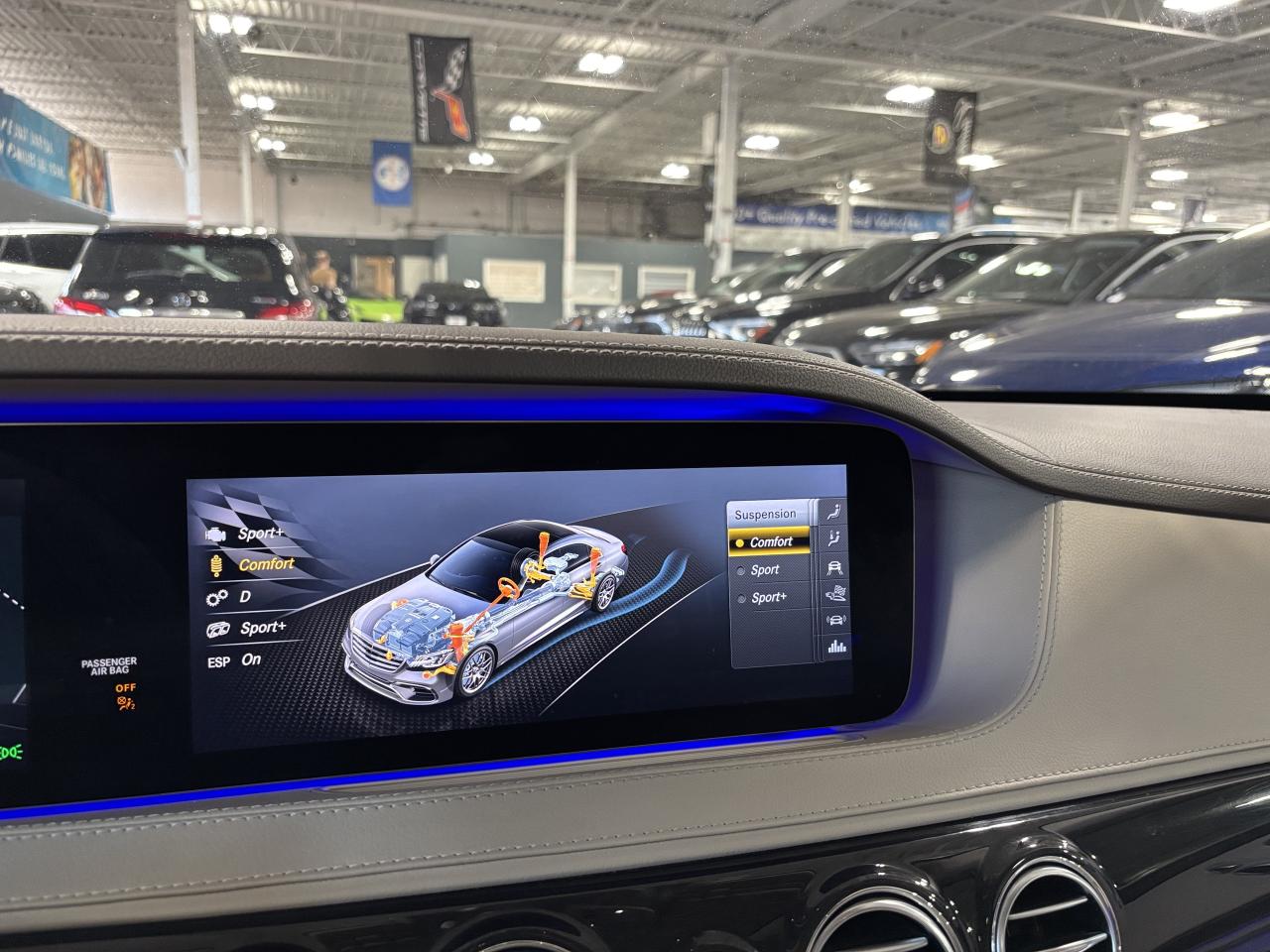2018 Mercedes-Benz S-Class S63 AMG|4MATIC+|V8BITURBO|MASSAGE|NAV|AMBIENT|HUD| - Photo #39