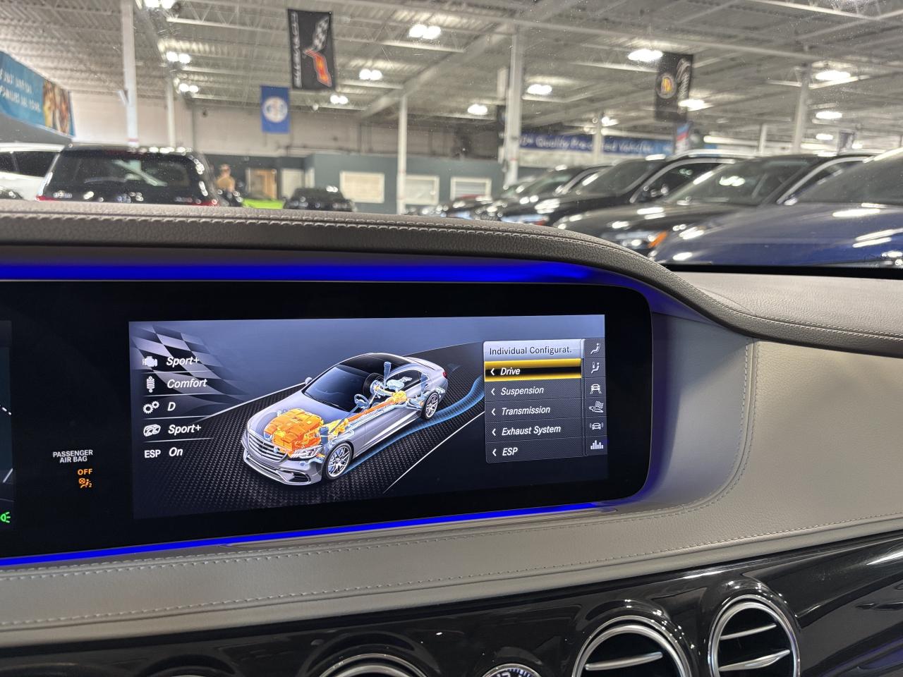 2018 Mercedes-Benz S-Class S63 AMG|4MATIC+|V8BITURBO|MASSAGE|NAV|AMBIENT|HUD| - Photo #37