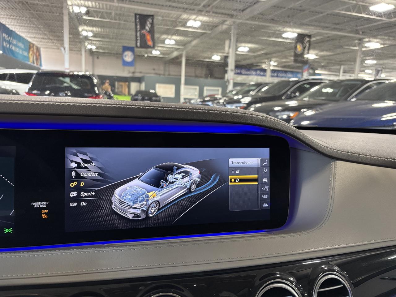 2018 Mercedes-Benz S-Class S63 AMG|4MATIC+|V8BITURBO|MASSAGE|NAV|AMBIENT|HUD| - Photo #40