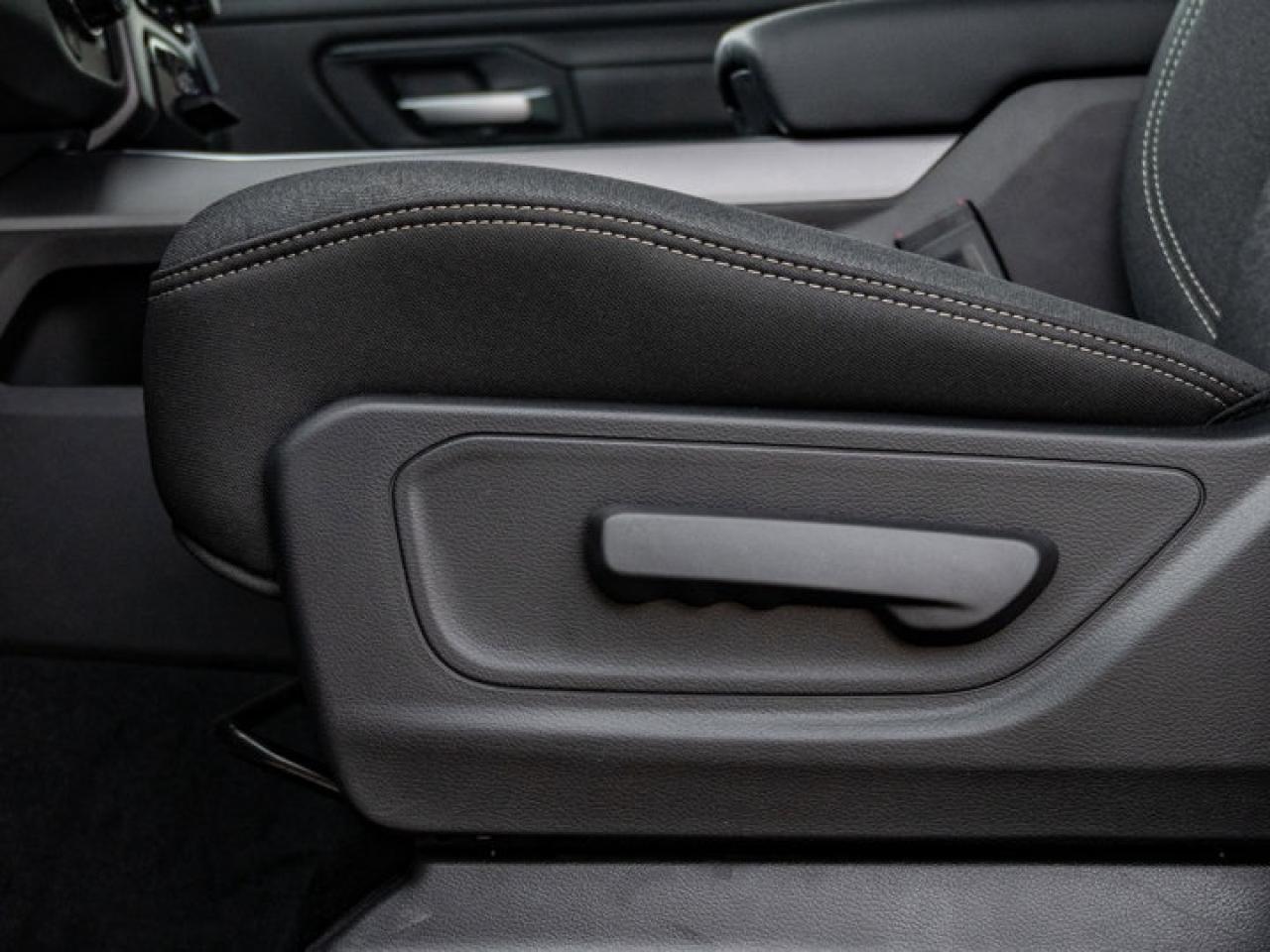 2026 RAM 1500 Express Photo