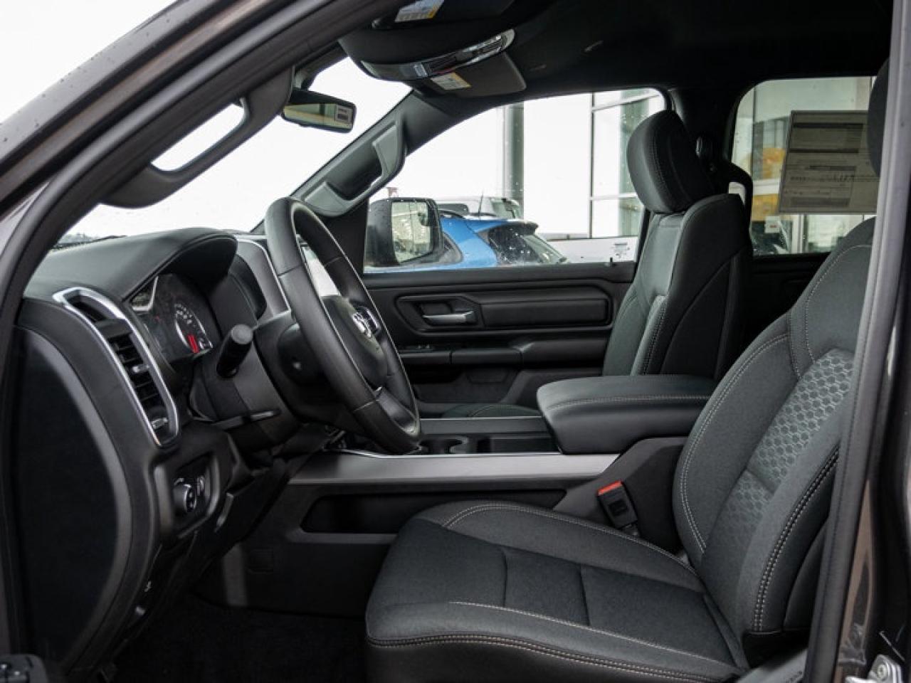 2026 RAM 1500 Express Photo