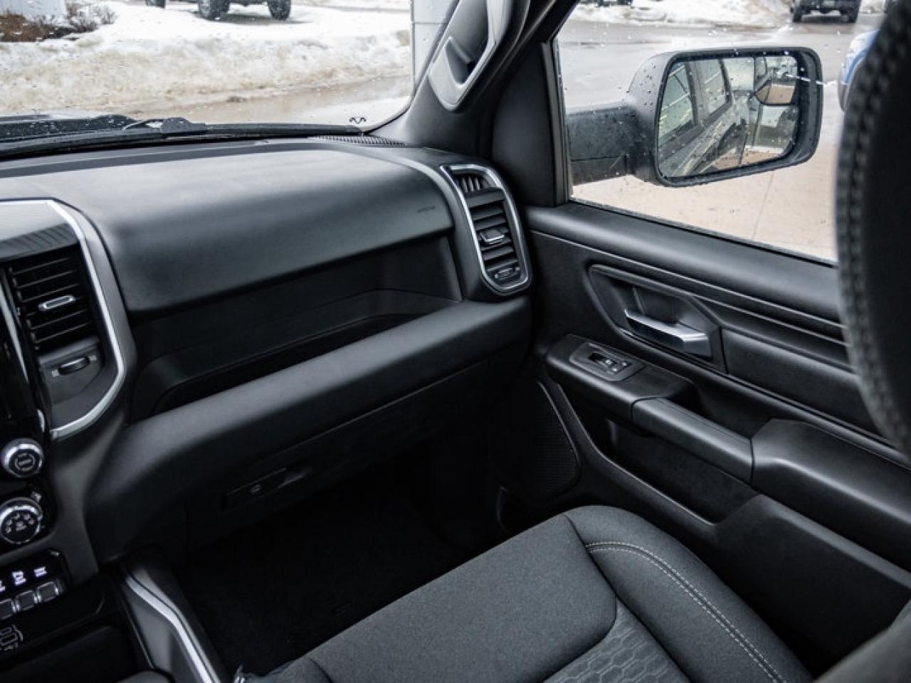 2026 RAM 1500 Express Photo