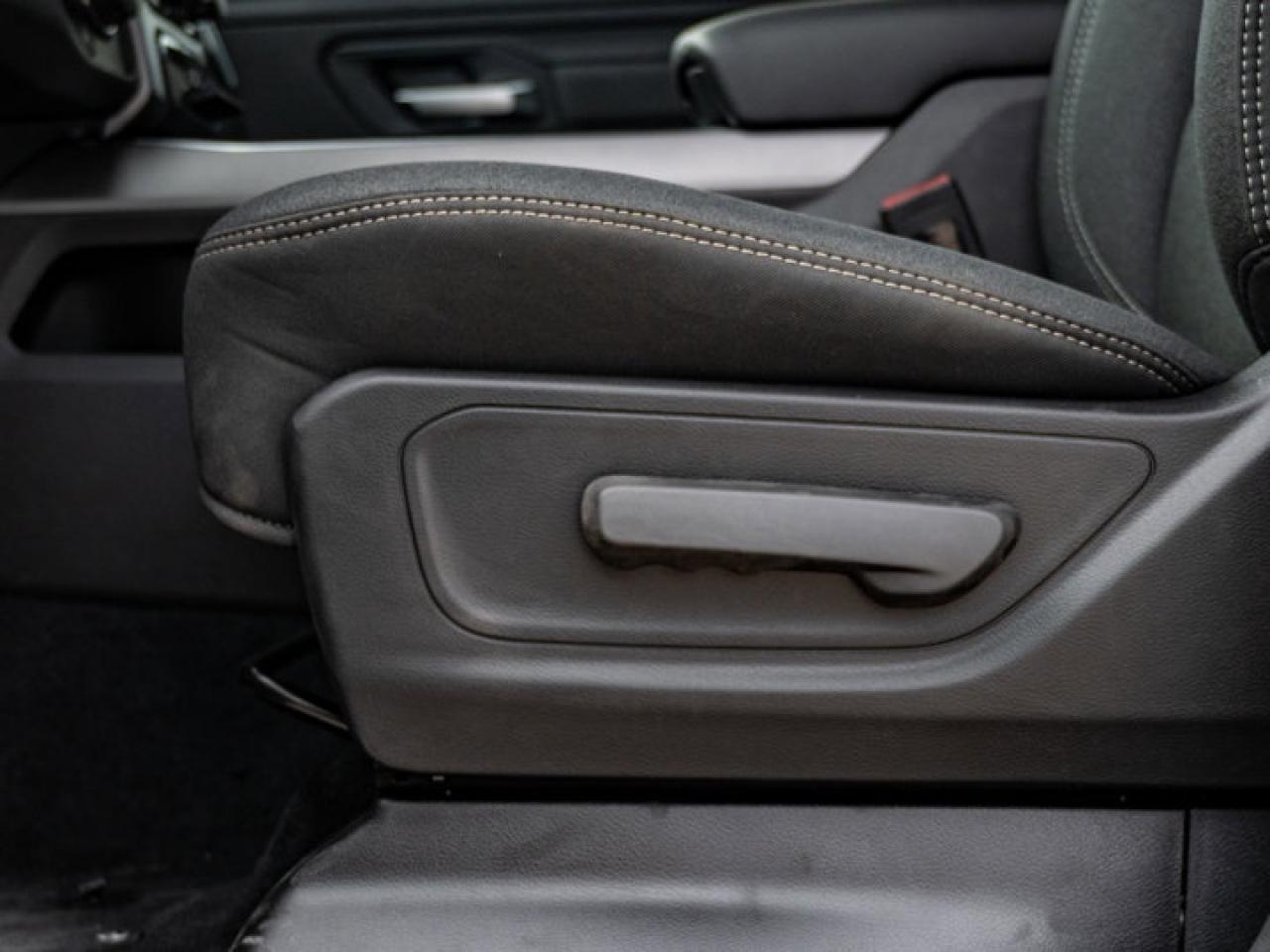 2026 RAM 1500 Express Photo